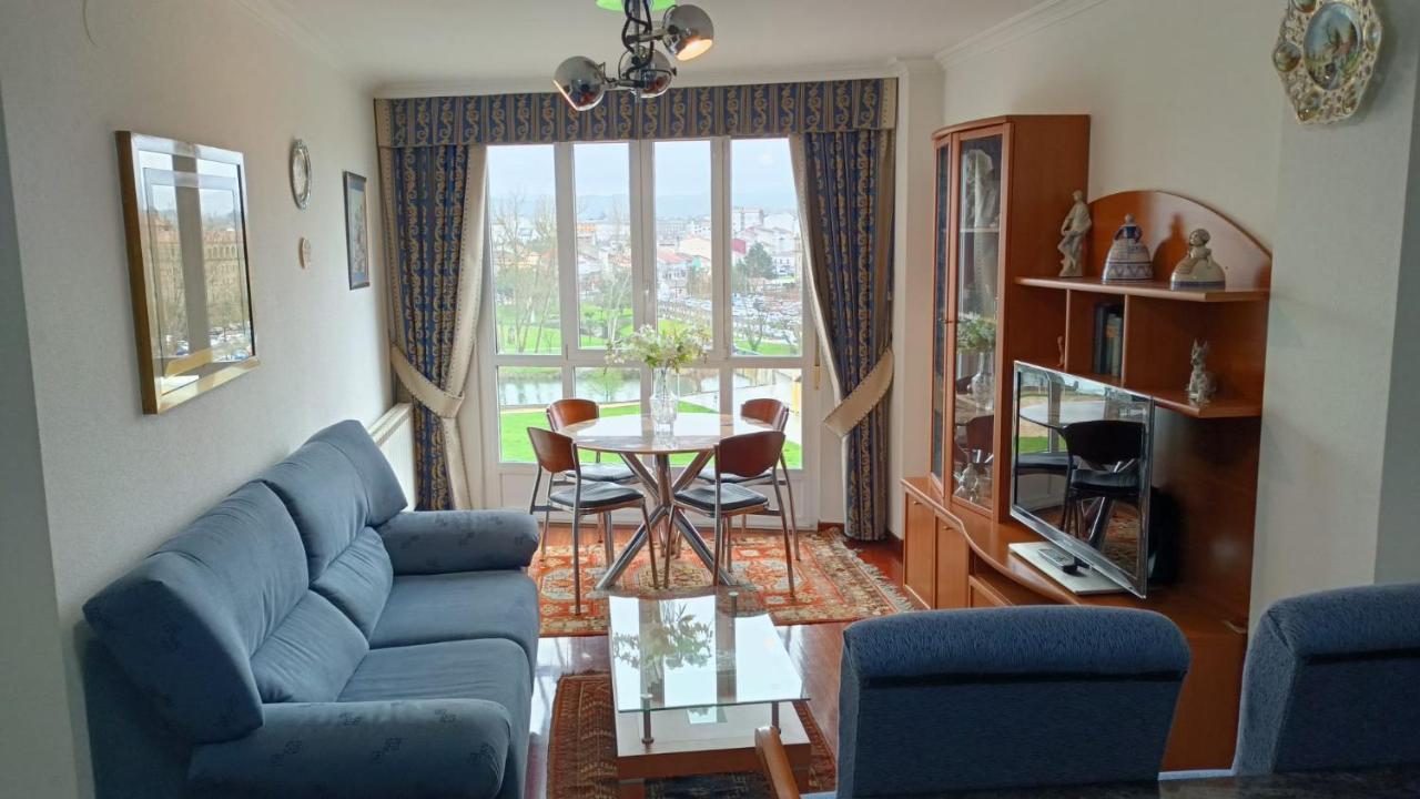 Apartamento Avelina モンフォルテ・デ・レモス エクステリア 写真