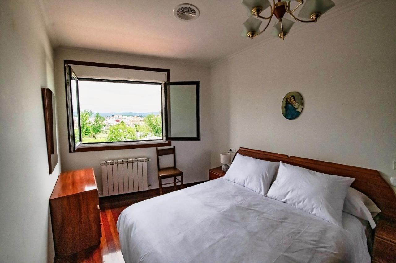 Apartamento Avelina モンフォルテ・デ・レモス エクステリア 写真